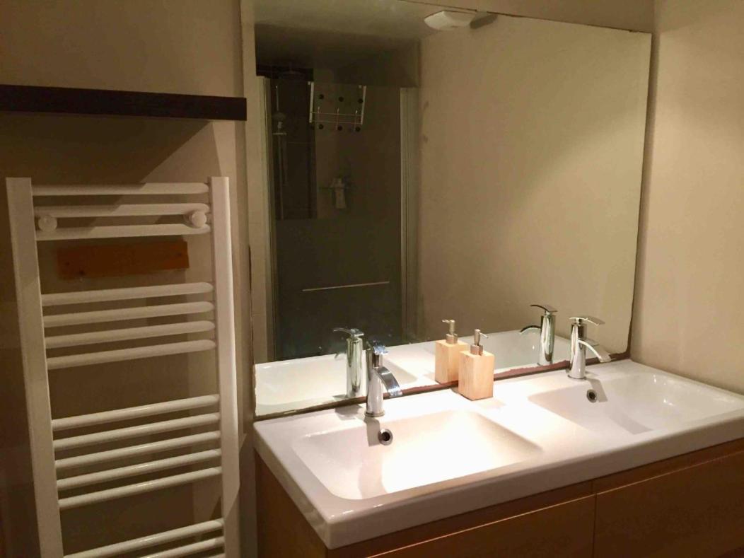 Loft In Rennes - Private Room Екстер'єр фото